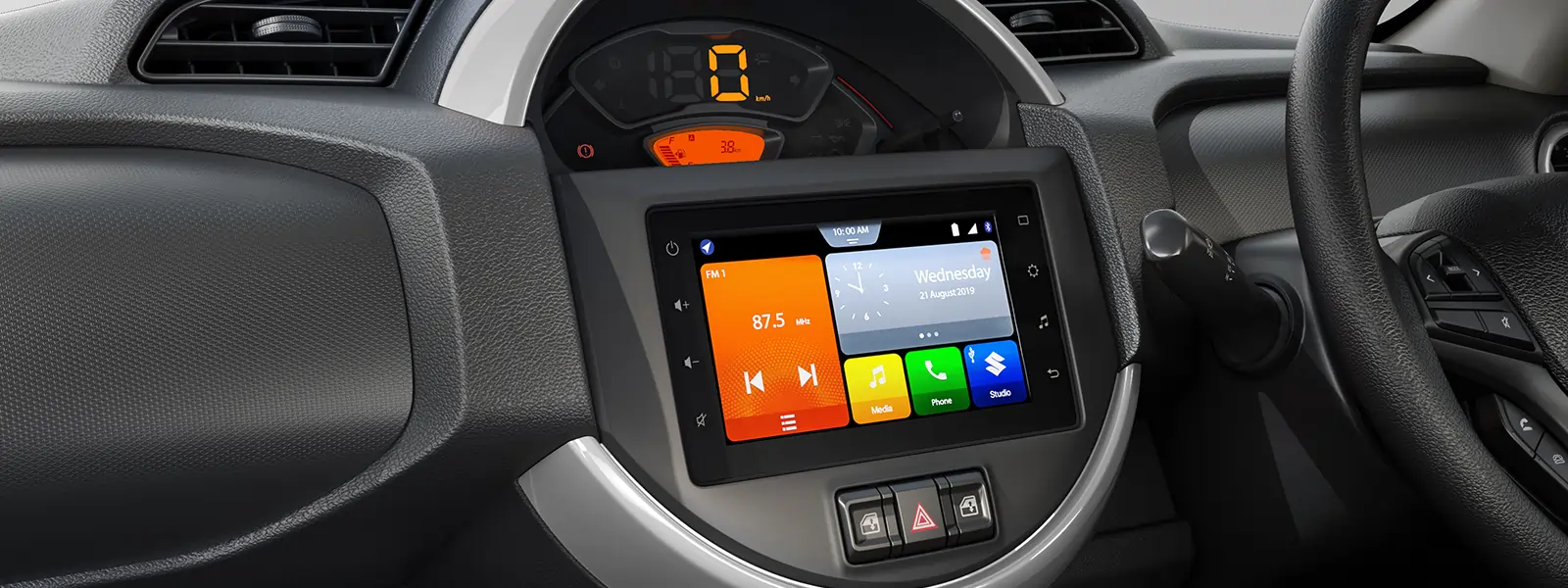 Dynamic Centre Console With Smartplay Studio