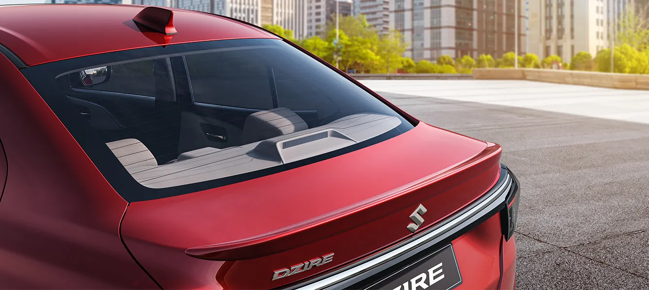 Shark Fin Antenna & Aero Boot Lip Spoiler