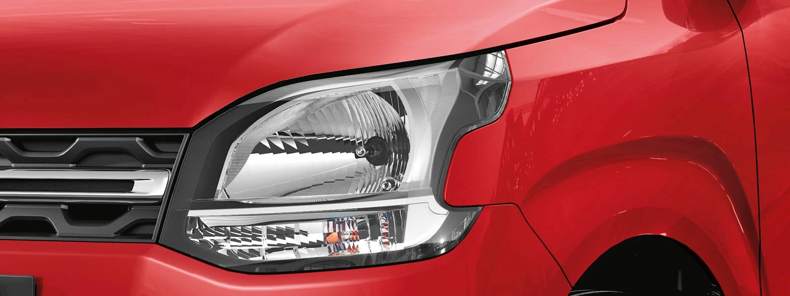 Unique Dual-Split Headlamps