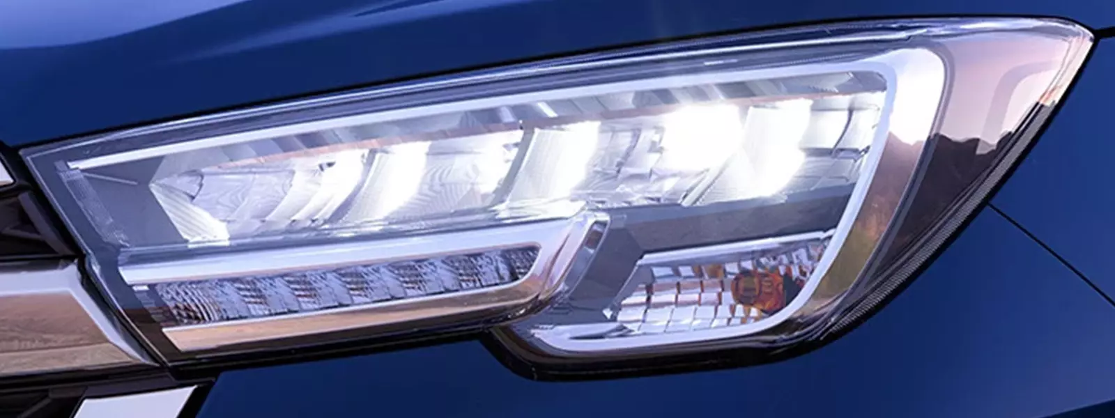 Quad Chamber LED Reflector Headlamps